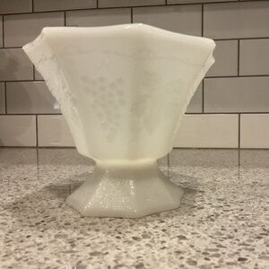 Vintage Octagonal Milk Glass Pedestal/Footed Candy dish, Compote or Planter